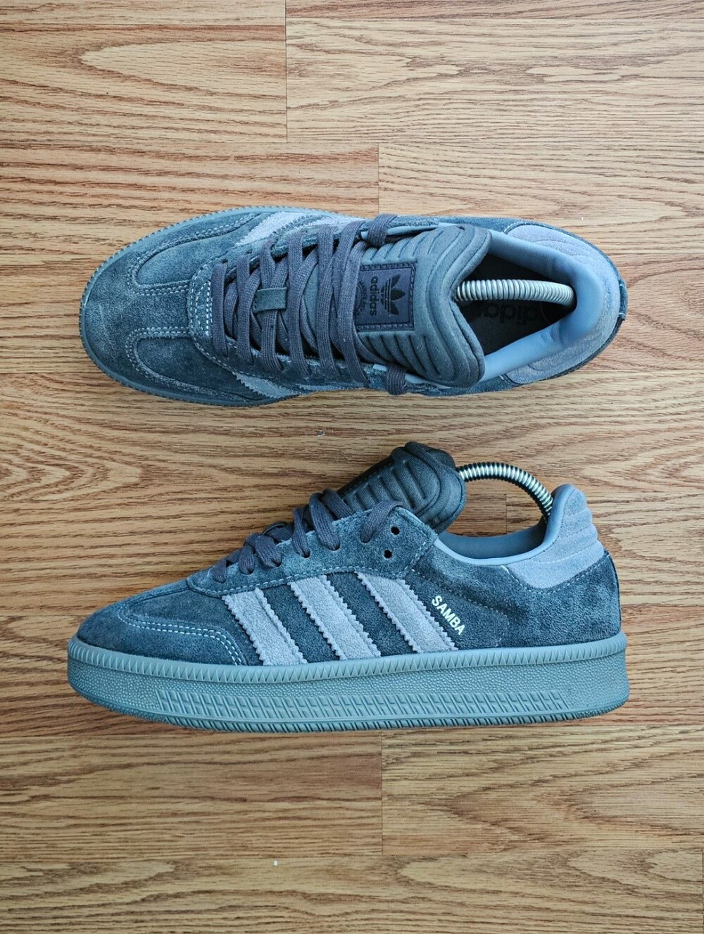 NWB Adidas Original Men's Samba Low Grey XLG Sneakers Size 7.5